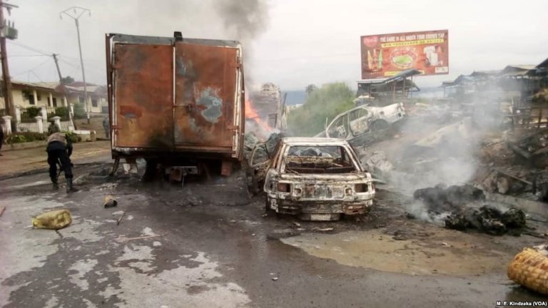 wreckage_of_vehicles_at_mile_16_september_11_2018